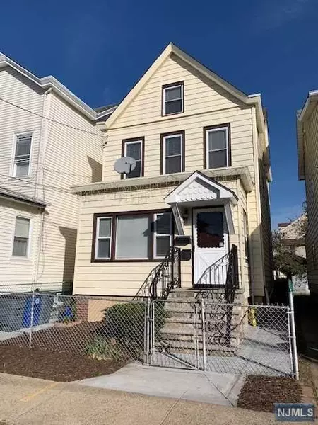 83 Anderson AVE, Wallington, NJ 07057