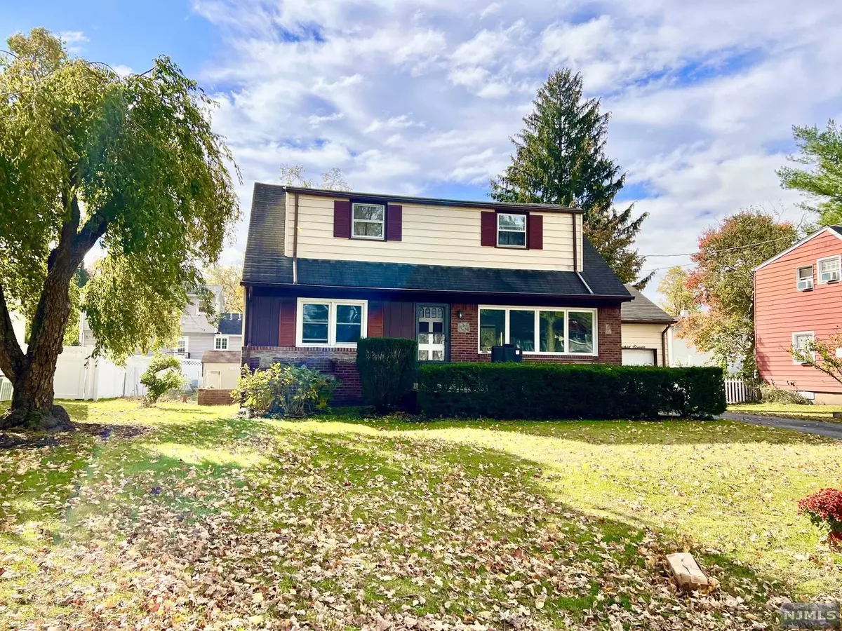 Westwood, NJ 07675,111 West End AVE