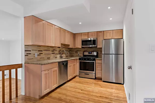 Secaucus, NJ 07094,254 Sunset Key