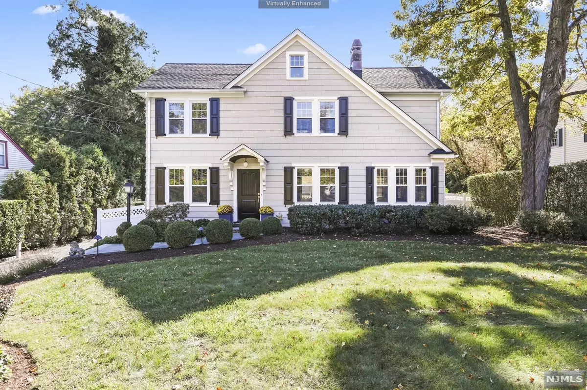 Bernards, NJ 07920,17 Madisonville RD