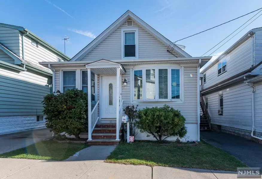 96 Struyk AVE, Prospect Park, NJ 07508