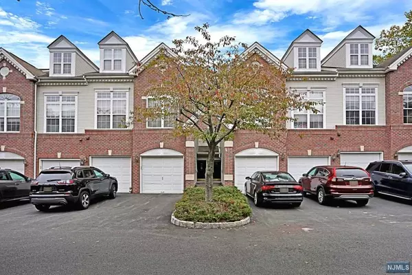 205 Riverwalk WAY, Clifton, NJ 07014