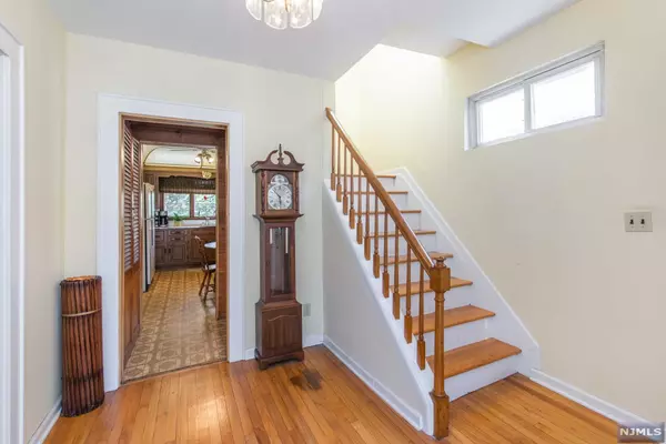 West Caldwell, NJ 07006,20 Richard AVE