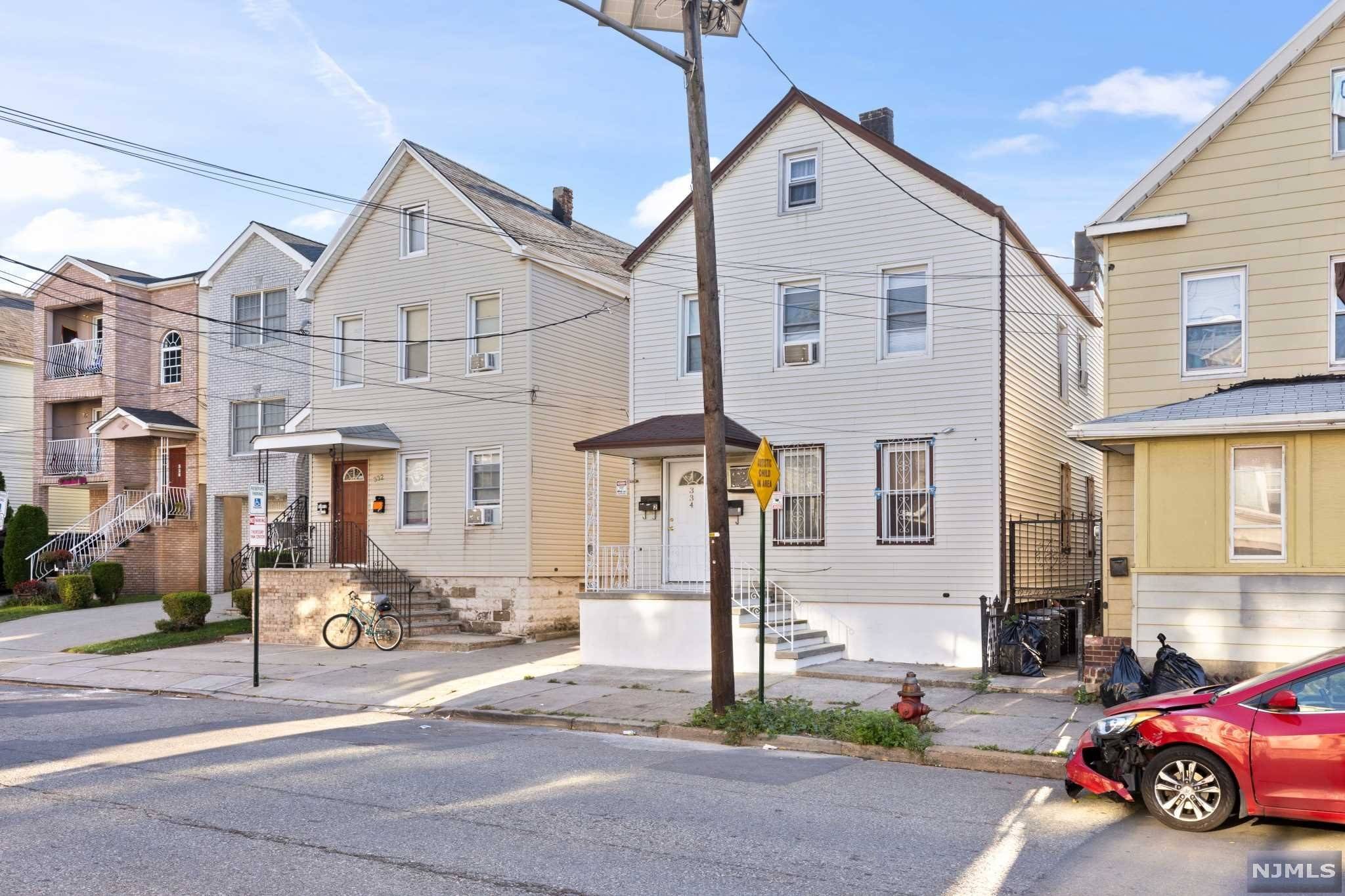 Elizabeth, NJ 07206,334 Pine ST