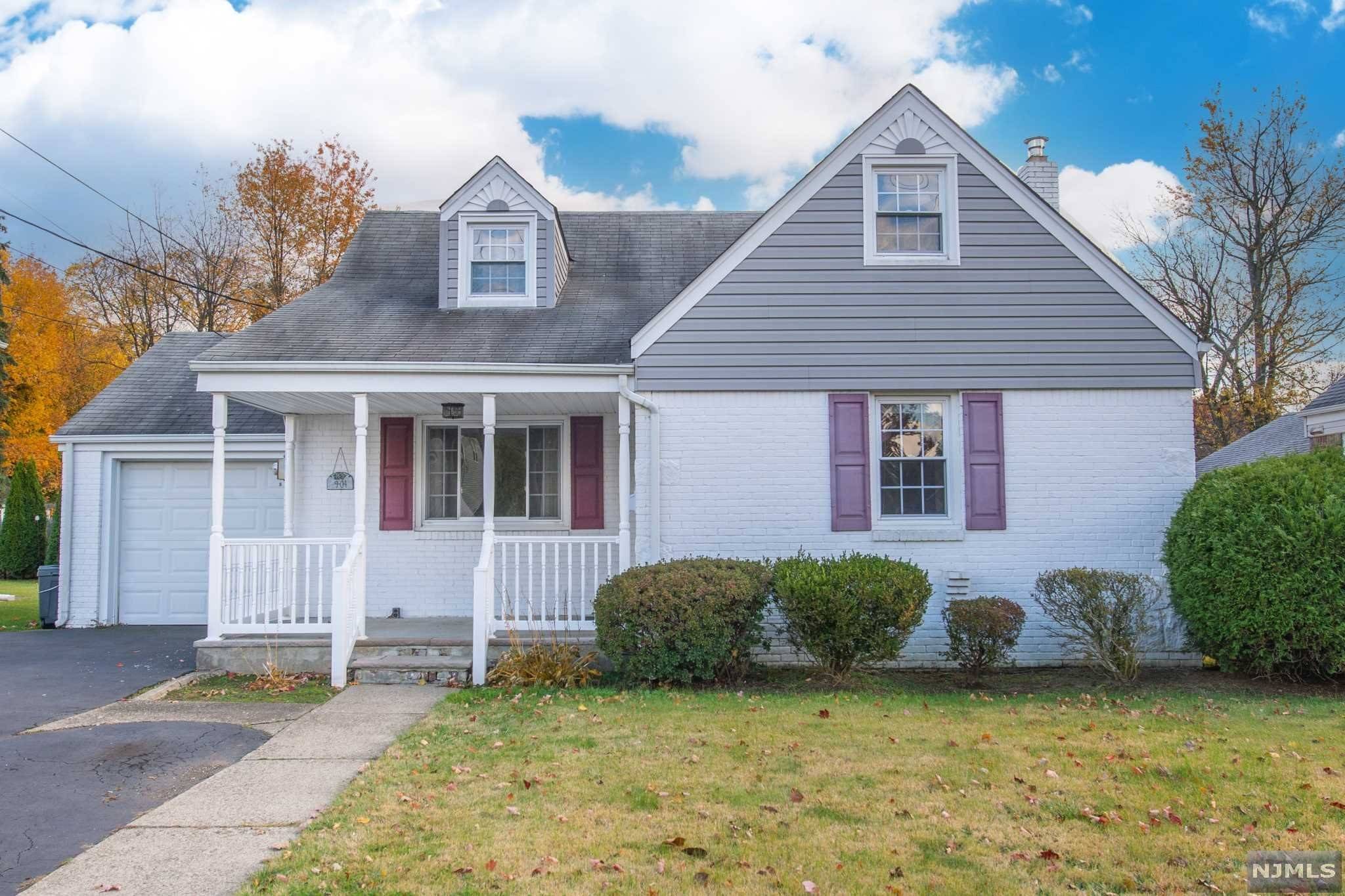 9-04 Berdan AVE, Fair Lawn, NJ 07410