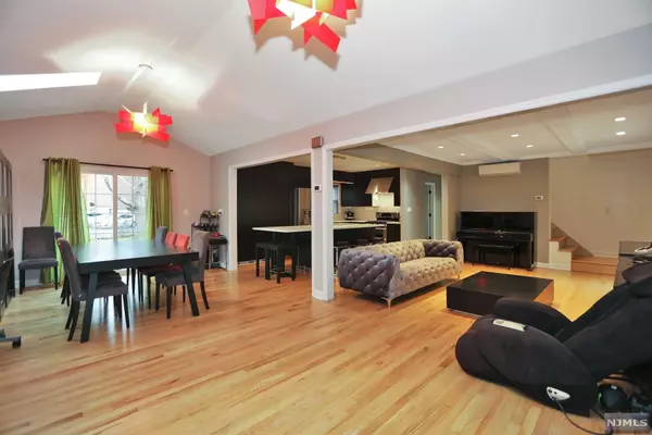 Demarest, NJ 07627,9 Brookside AVE