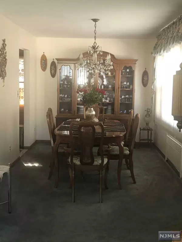 Paterson, NJ 07502,19-21 Arlington AVE