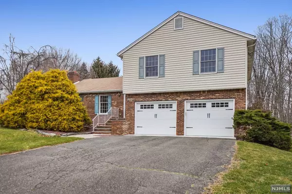 1234 Westbrook RD, West Milford, NJ 07480