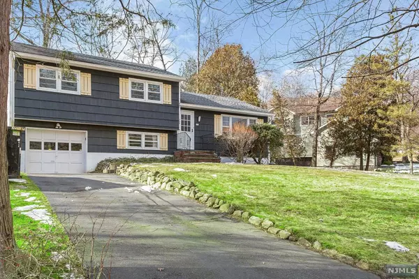 River Vale, NJ 07675,725 Orange CT