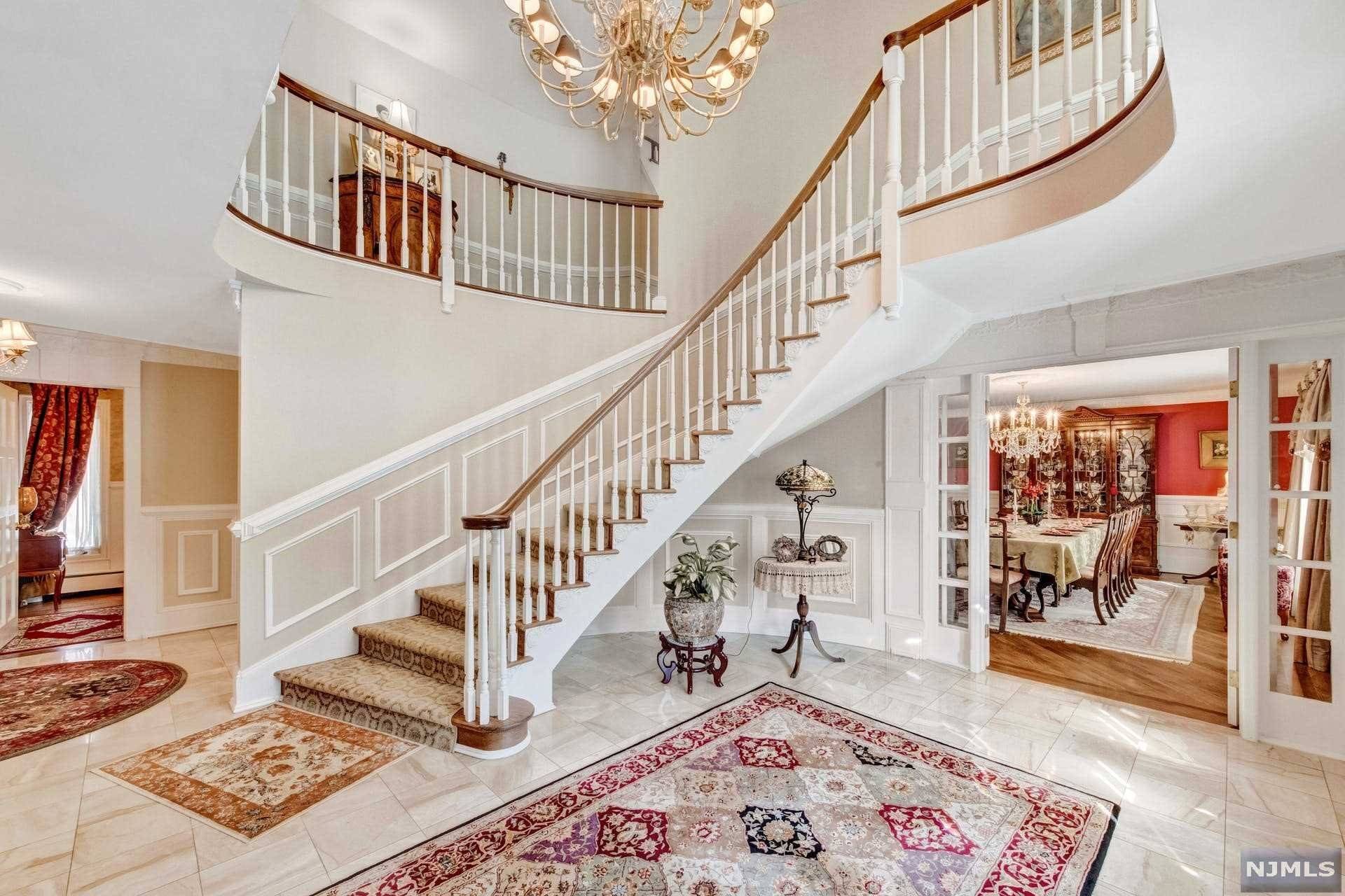 Franklin Lakes, NJ 07417,847 Ridge View WAY