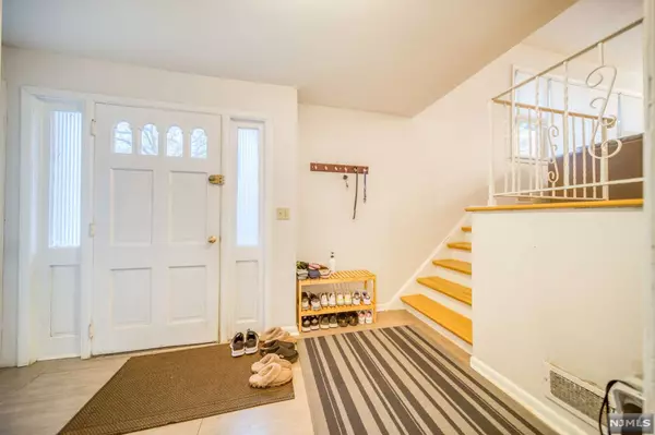 Norwood, NJ 07648,25 Windsor CT