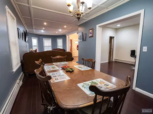 Paterson, NJ 07504,409 E 31st ST