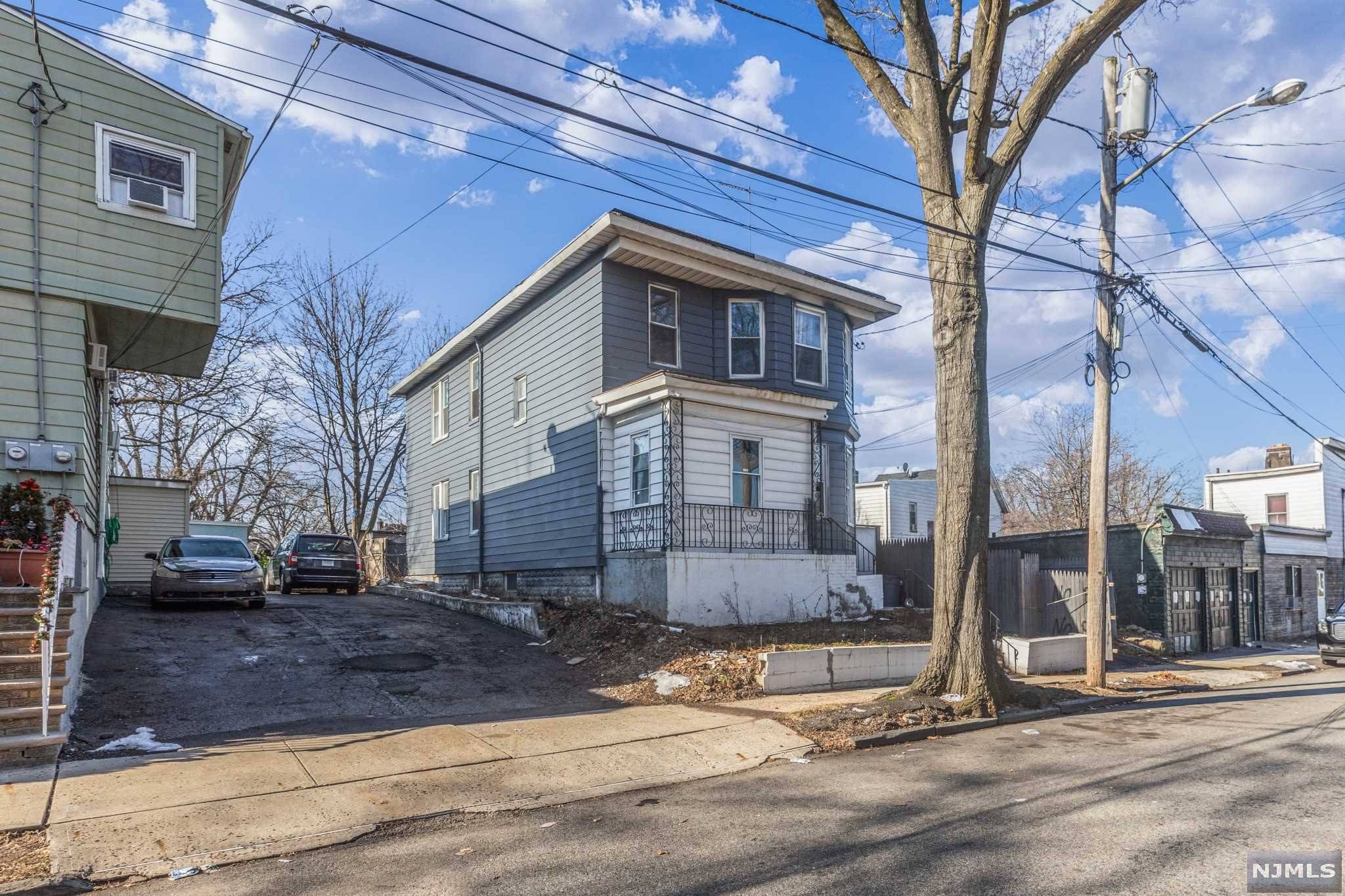79 Fern AVE, Irvington, NJ 07111