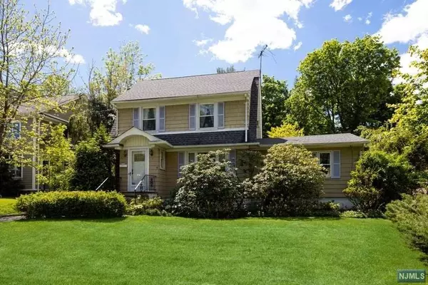 398 Orchard PL, Haworth, NJ 07641