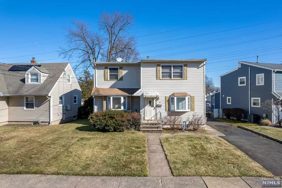 30 Chadwick DR, Nutley, NJ 07110