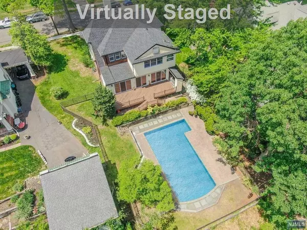 876 Summit AVE, River Edge, NJ 07661