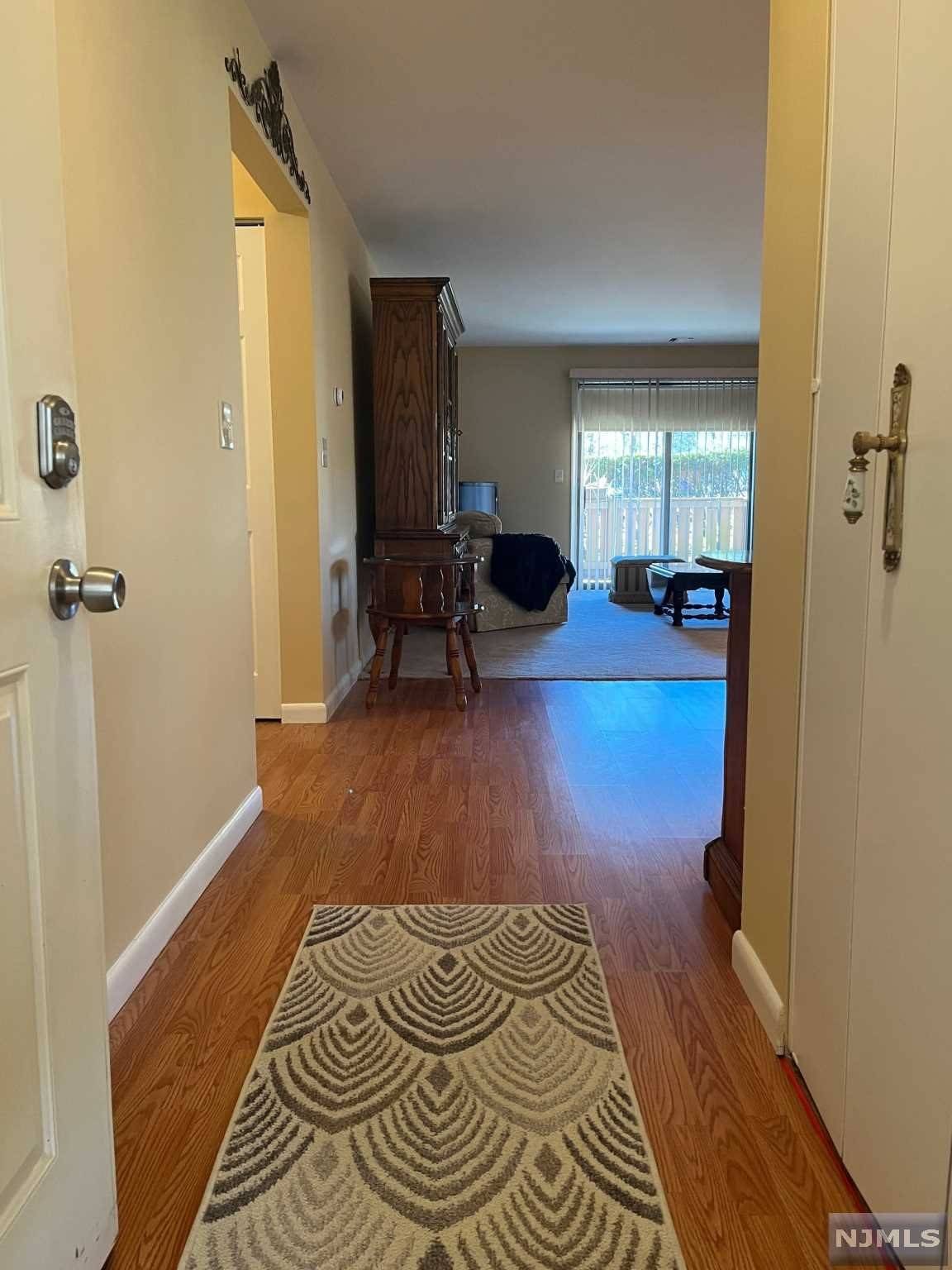 Montville Township, NJ 07045,136 Changebridge RD #C3
