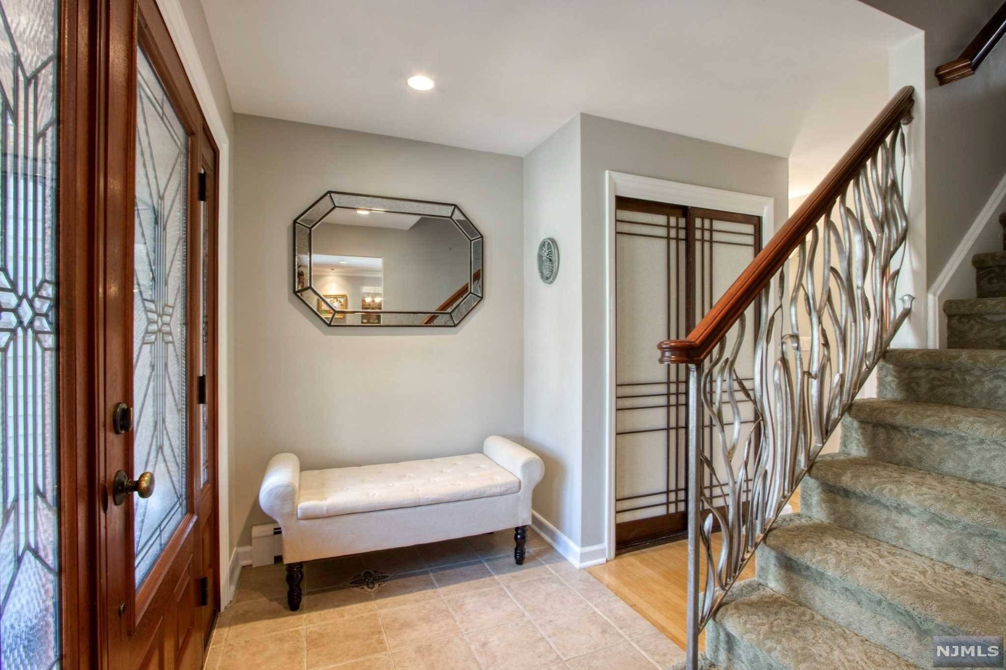 Old Tappan, NJ 07675,12 Spring CT