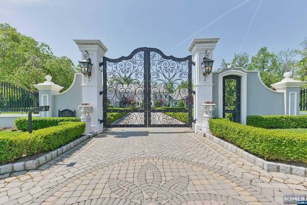 12 The Esplanade, Alpine, NJ 07620