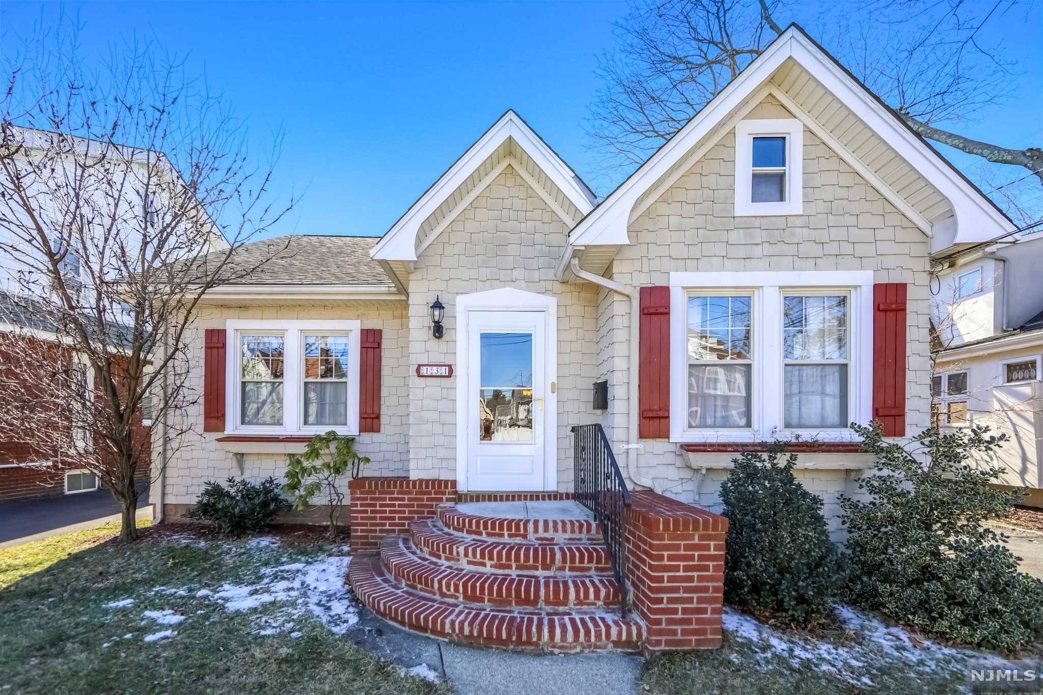131 Cedar ST, Nutley, NJ 07110