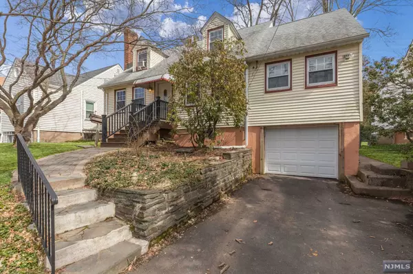 Verona, NJ 07044,49 Derwent AVE