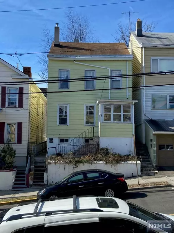 Prospect Park, NJ 07508,43 Brown AVE