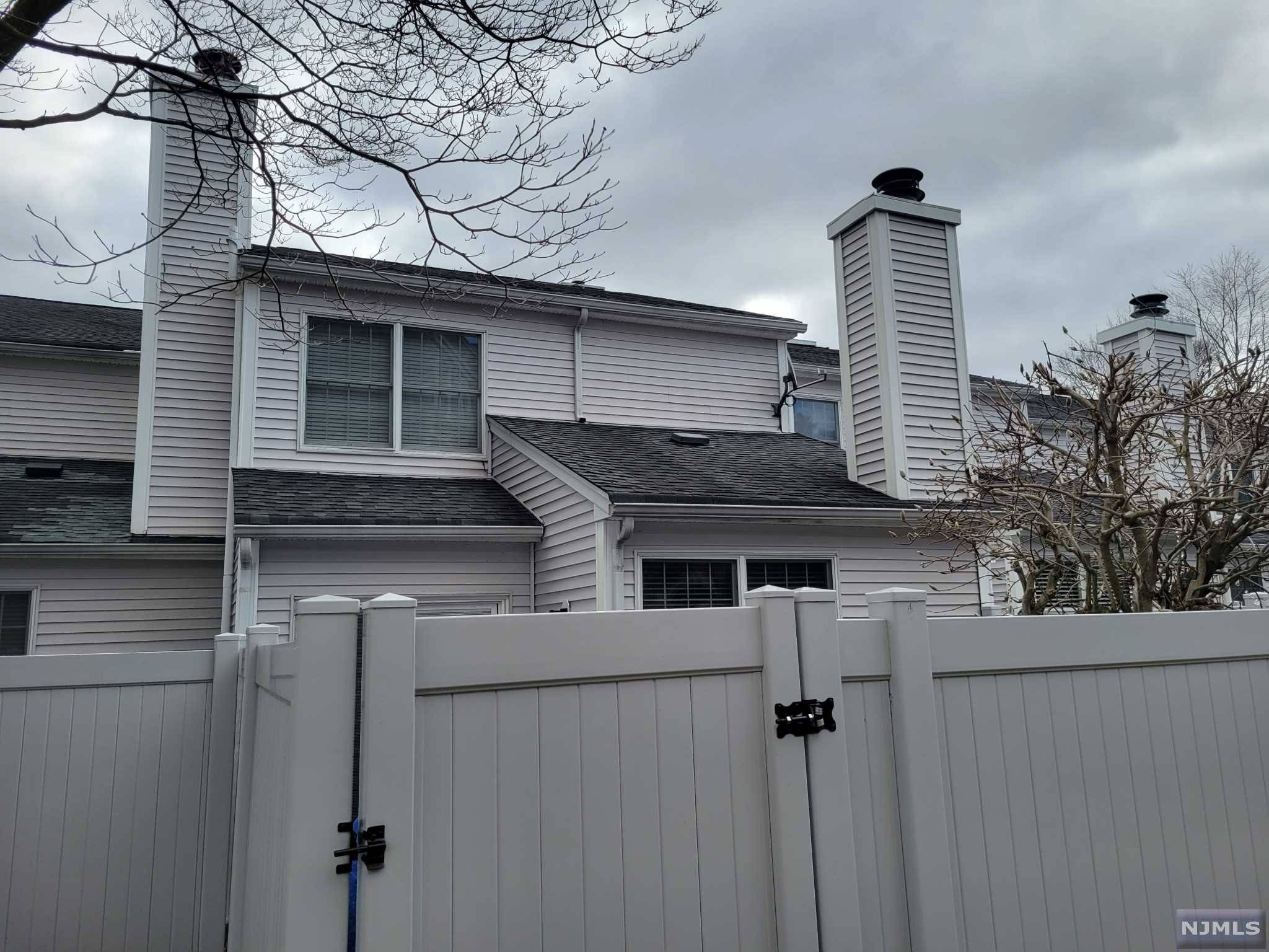 Pompton Lakes, NJ 07442,13 Iron Forge Vlg South