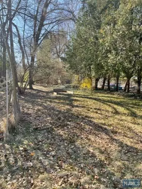 Pequannock Township, NJ 07444,35 Cedar RD