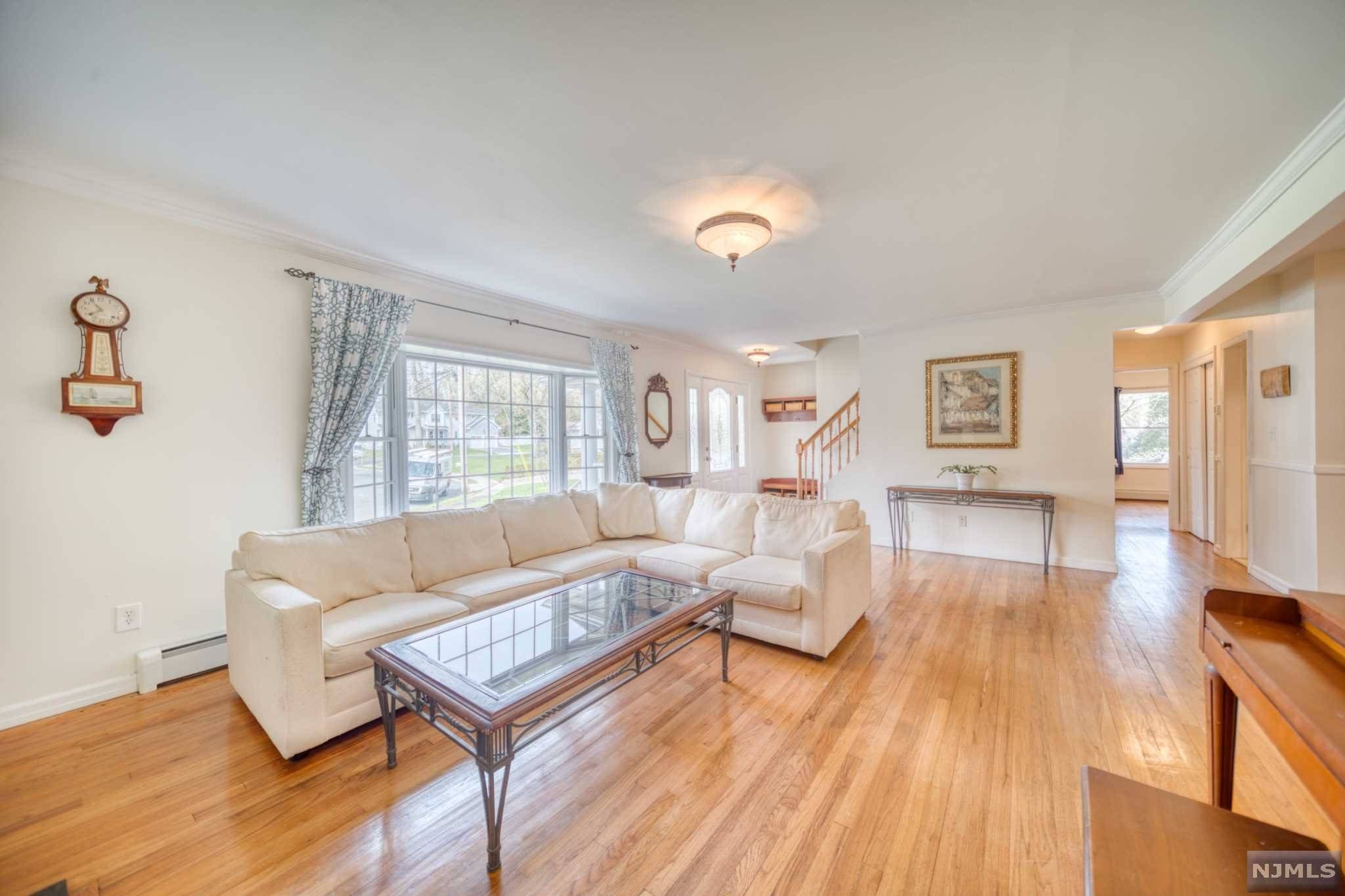 Old Tappan, NJ 07675,19 Lachmund CT