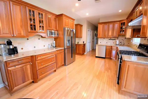 Branchburg, NJ 08853,1110 Van Arsdale DR