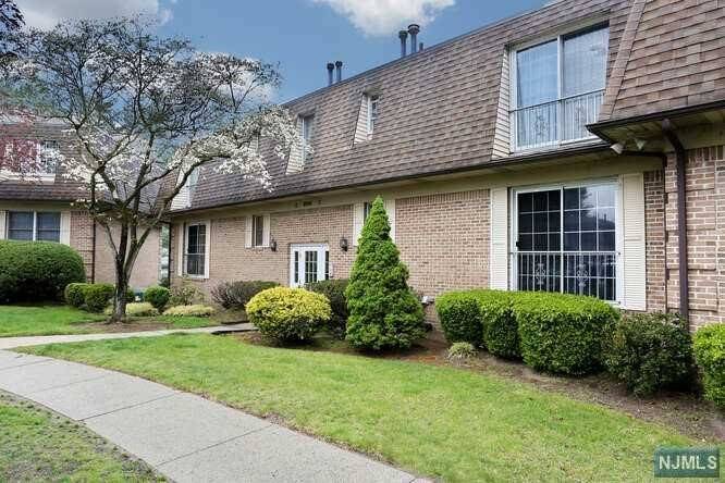259 Collignon WAY #3A, River Vale, NJ 07675