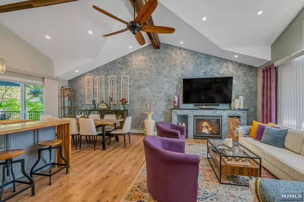 North Haledon, NJ 07508,255 Manchester AVE