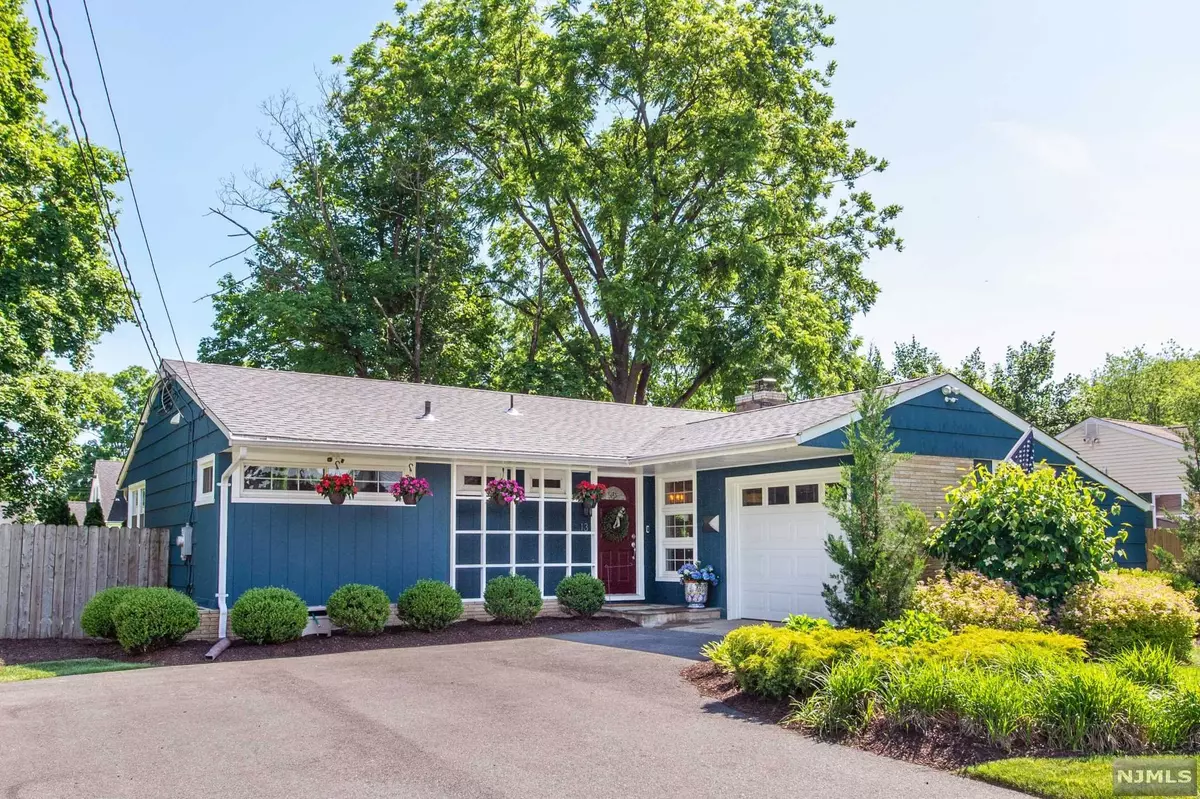 Pequannock Township, NJ 07444,13 Winfield AVE