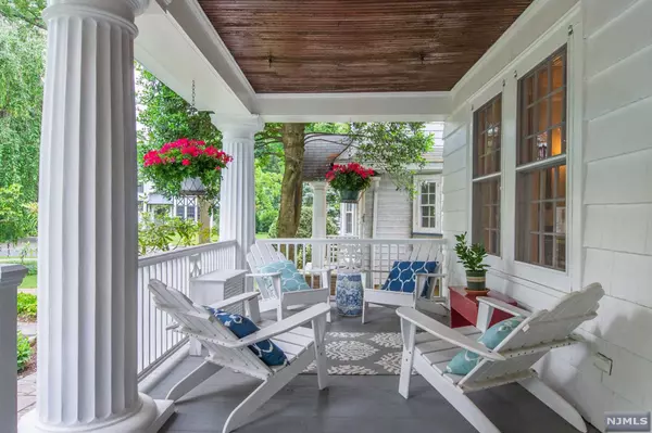 Glen Ridge, NJ 07028,4 Hamilton RD