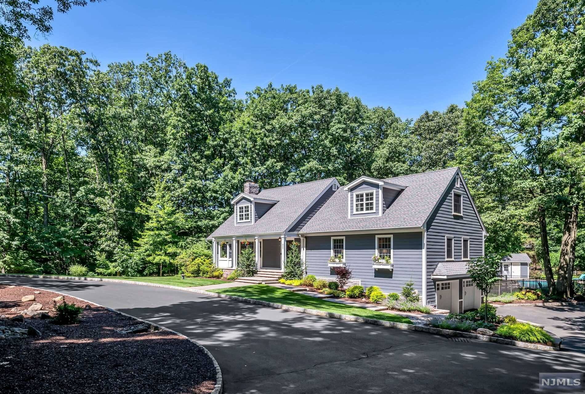 Franklin Lakes, NJ 07417,822 Colonial RD