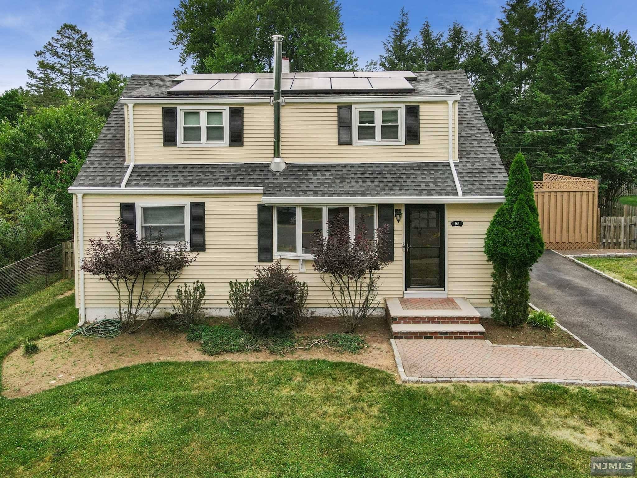 163 Emerson RD, Westwood, NJ 07675