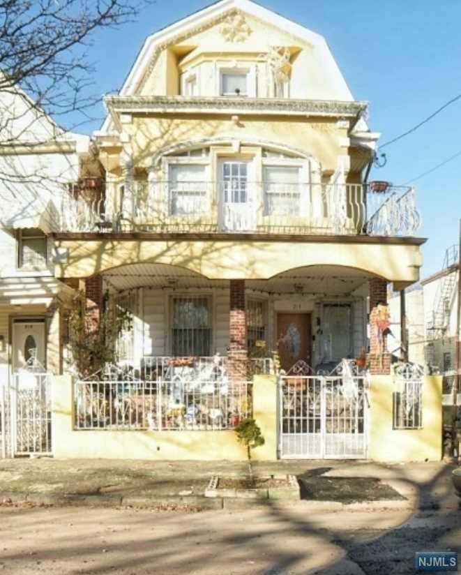 218 3rd ST, Newark, NJ 07107