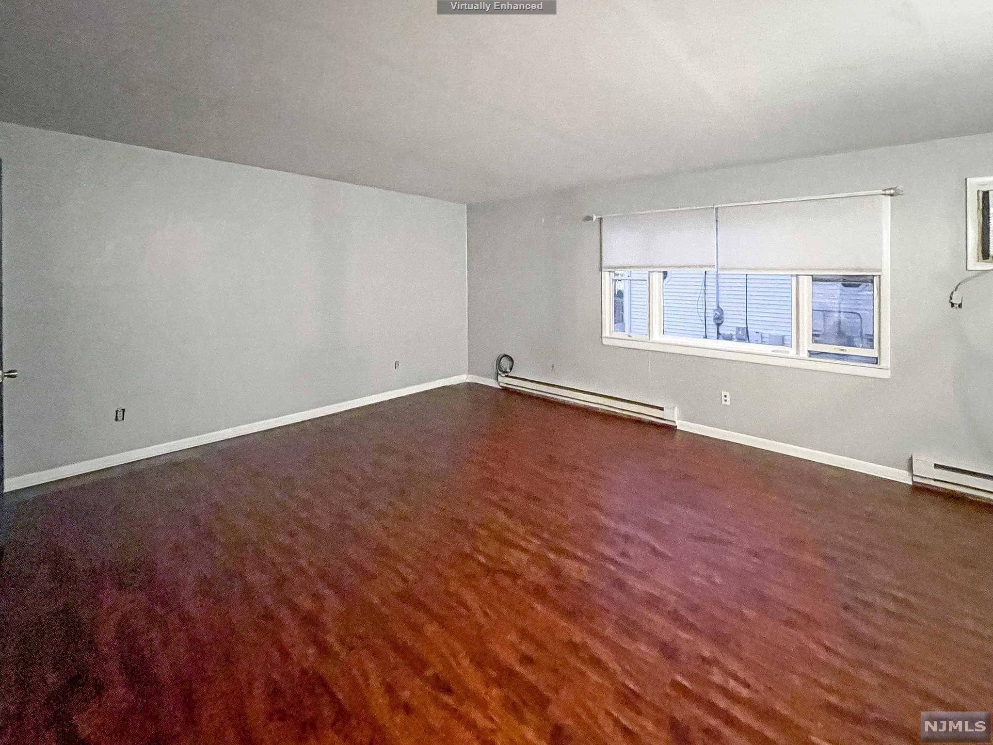 East Rutherford, NJ 07073,141 Humboldt ST