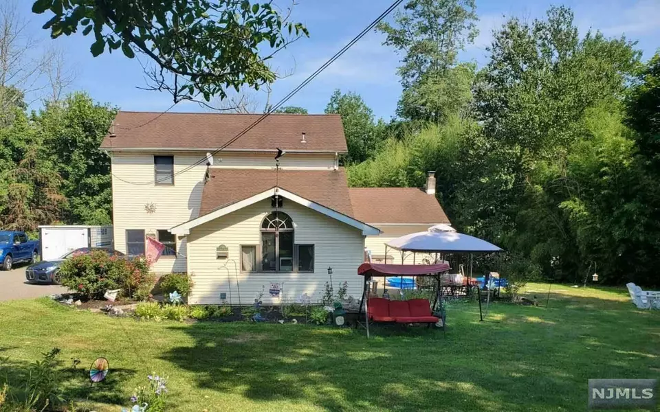 244 Espanong RD, Jefferson Township, NJ 07849