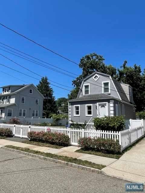 165 2nd ST, Englewood, NJ 07631