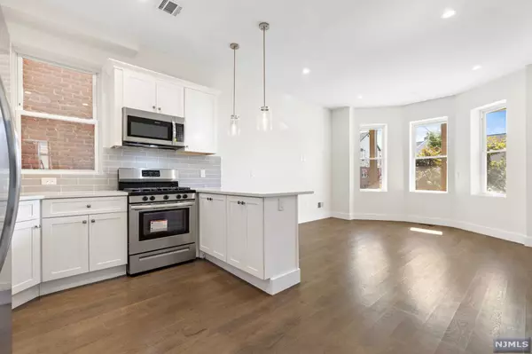 Secaucus, NJ 07094,813 6th ST