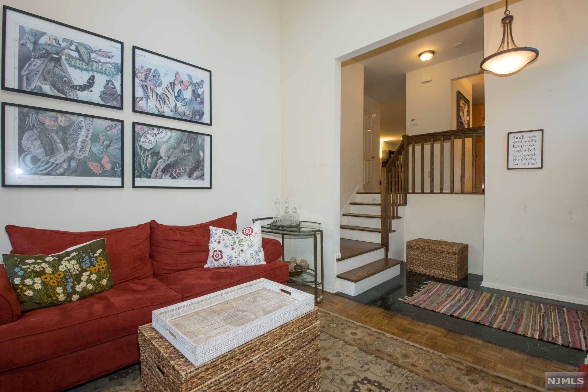 West Orange, NJ 07052,43 Lapis CIR