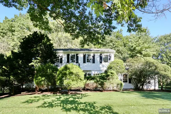 River Vale, NJ 07675,709 Tulip PL