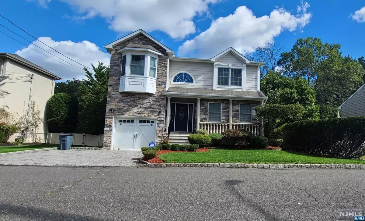 Cresskill, NJ 07626,110 Tenakill