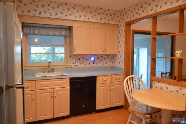 River Vale, NJ 07675,720 Tiffany AVE