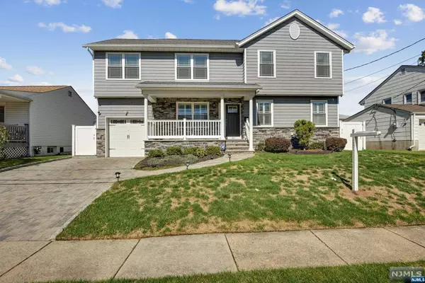 Saddle Brook, NJ 07663,417 Victor ST