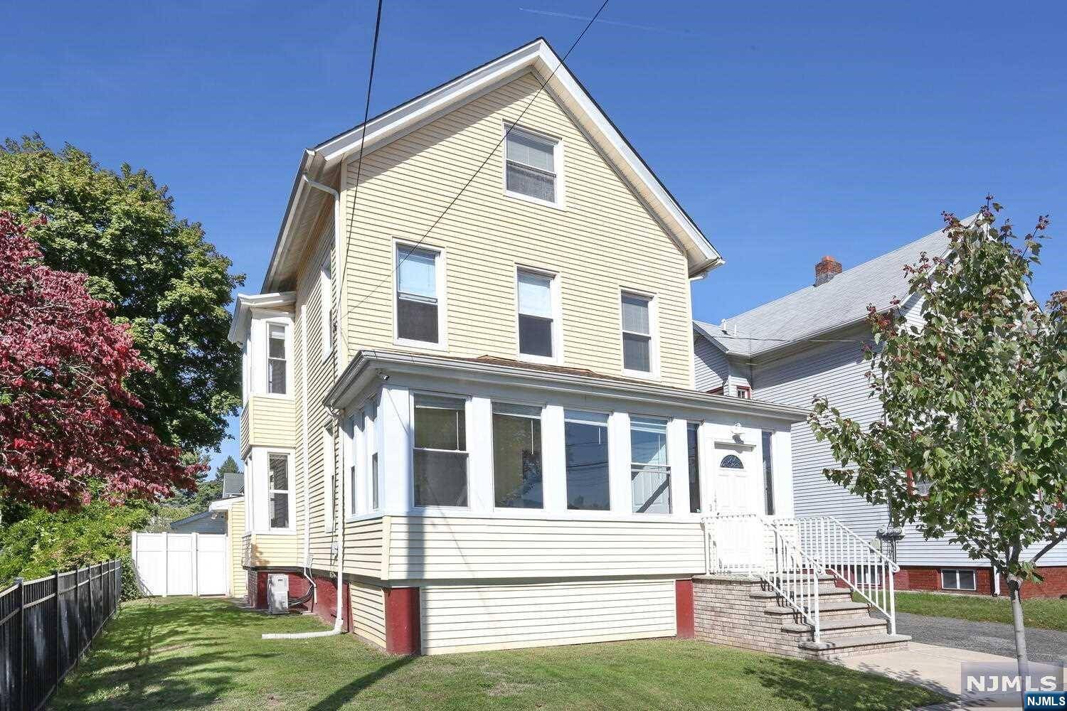 East Rutherford, NJ 07073,141 Boiling Springs AVE