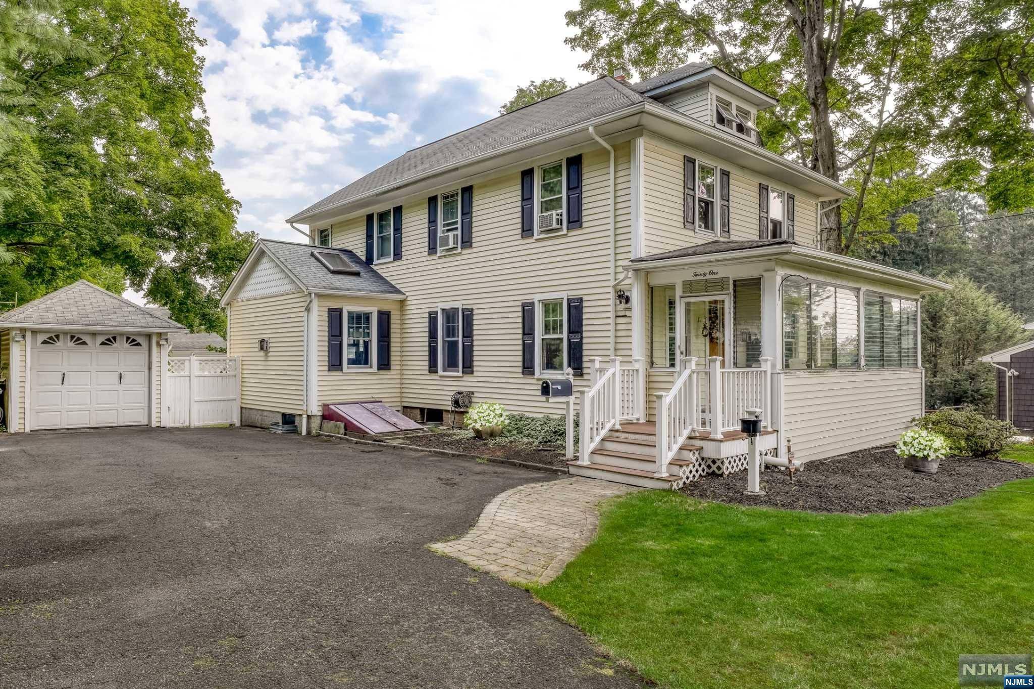 Ramsey, NJ 07446,21 Snyder AVE