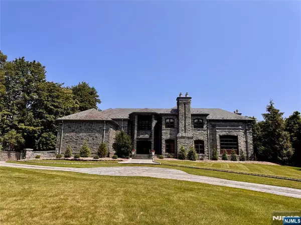 64 Stony Ridge RD, Saddle River, NJ 07458