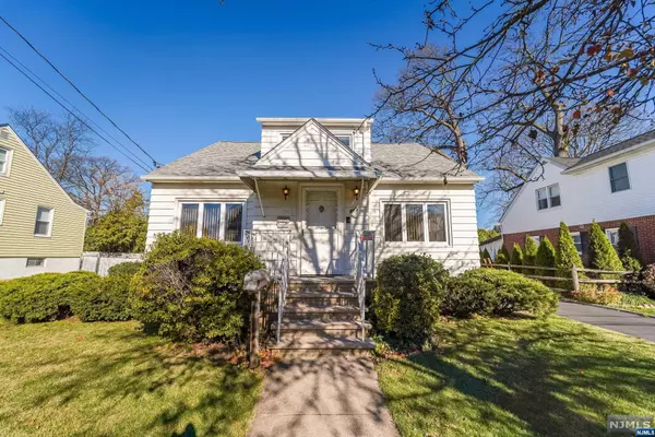 113 Frederick AVE, Hawthorne, NJ 07506